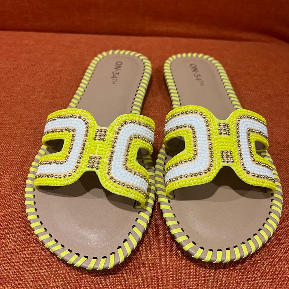 On 34th Stylish Onex Yellow and White Women's Sandals NWT